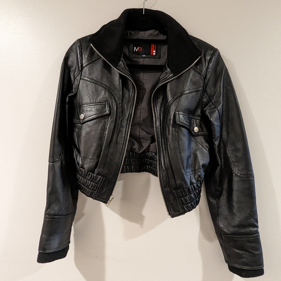 Genuine Leather Black Cropped Moto Jacket Size Small - Preloved - Picture 2 of 7